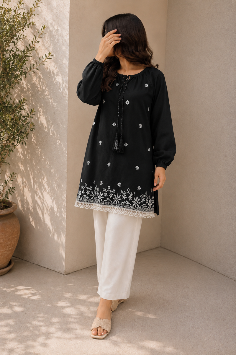 Black Bloom Embroidered Seersucker Top