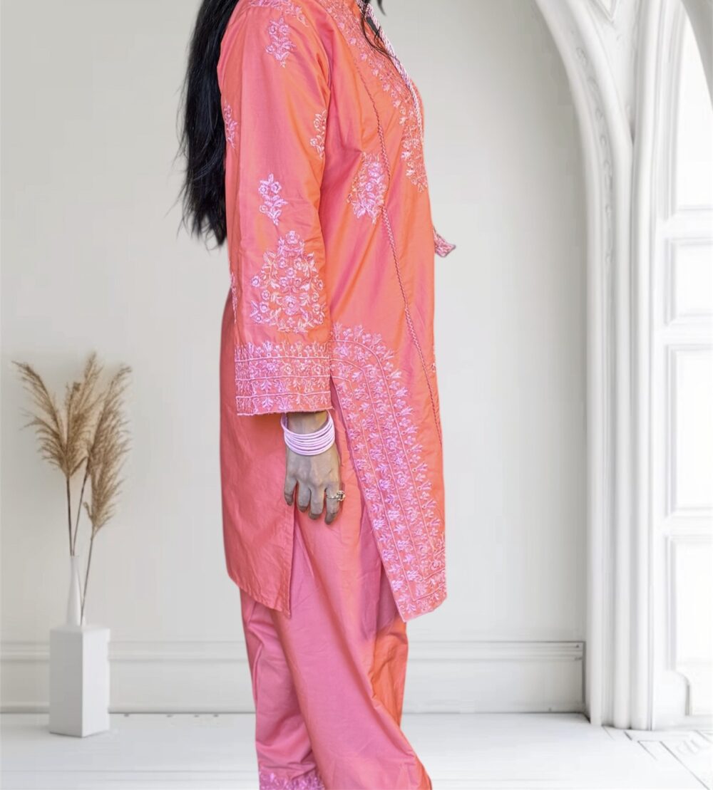 Ladies Embroidered Fershi set - Image 6